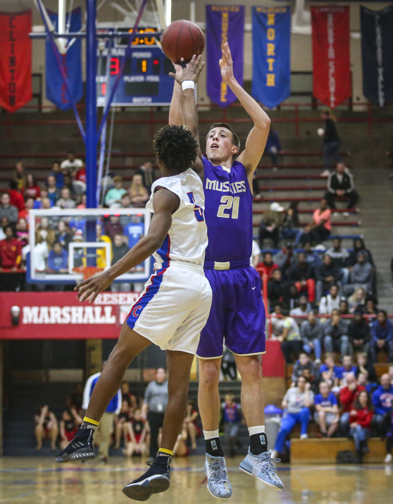 121517-MUSCATINE-CENTRAL-BOYS-BASKETBALL-010